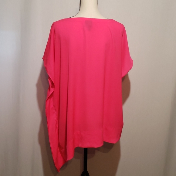 👾 Plus Size Top - Picture 2 of 5